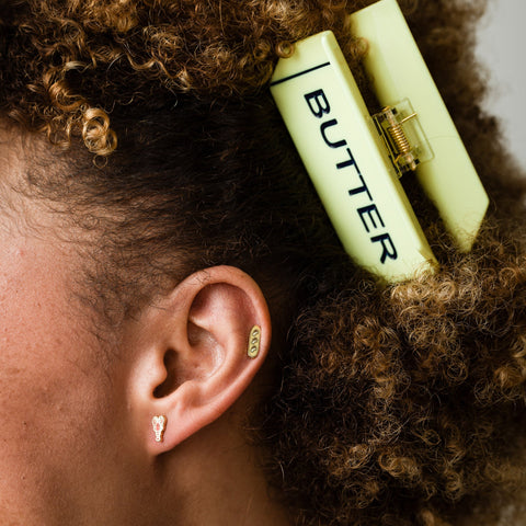 Pendientes de botón con forma de langosta-3