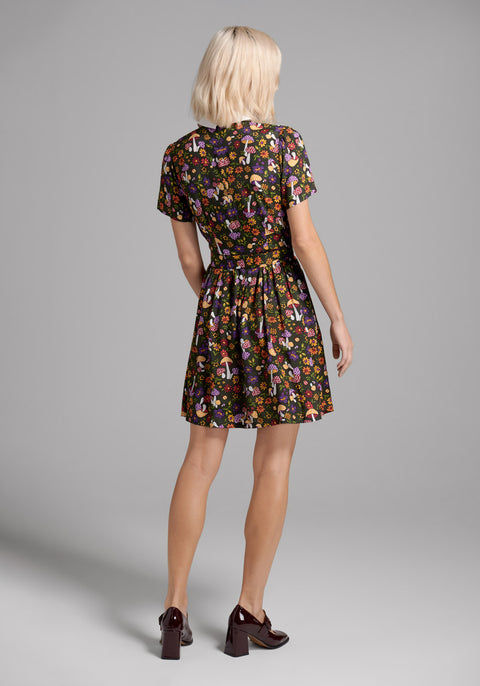 Sí, vestido Darling de corte ajustado y falda acampanada (venta final)-3