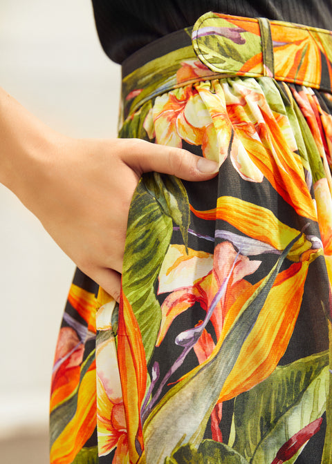 Falda de paseo a la luz del día-2