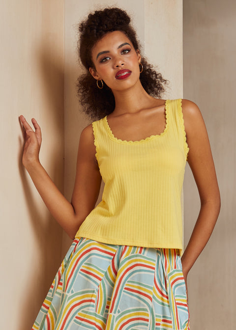 El tanque de la escuela de encanto-2