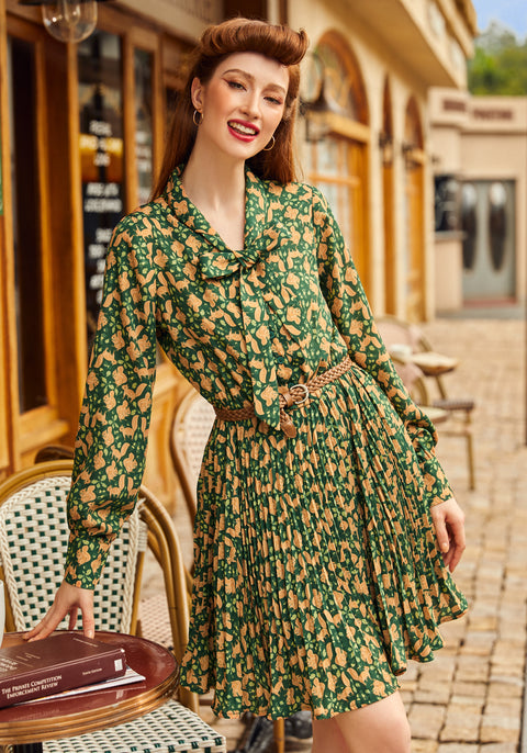 Vestido plisado de corte ajustado y falda acampanada Tail to Tell-4