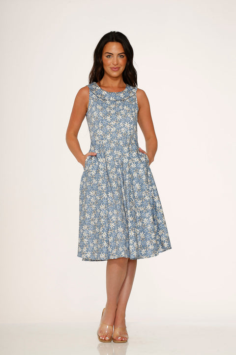 Vestido swing floral de margaritas azules-1