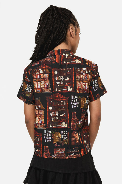 Blusa con estampado gótico de Covenstead-3