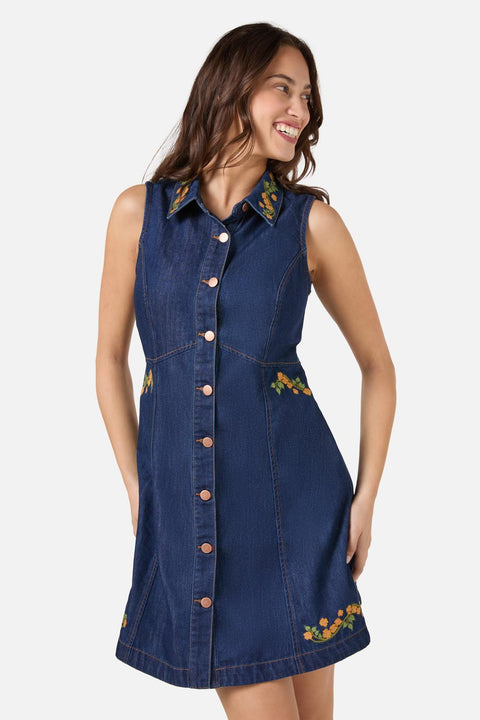 Vestido bordado estilo "niña de las flores"-5