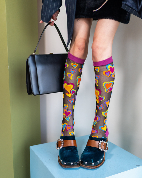 Calcetines altos negros transparentes con corazones estilo Y2K-4